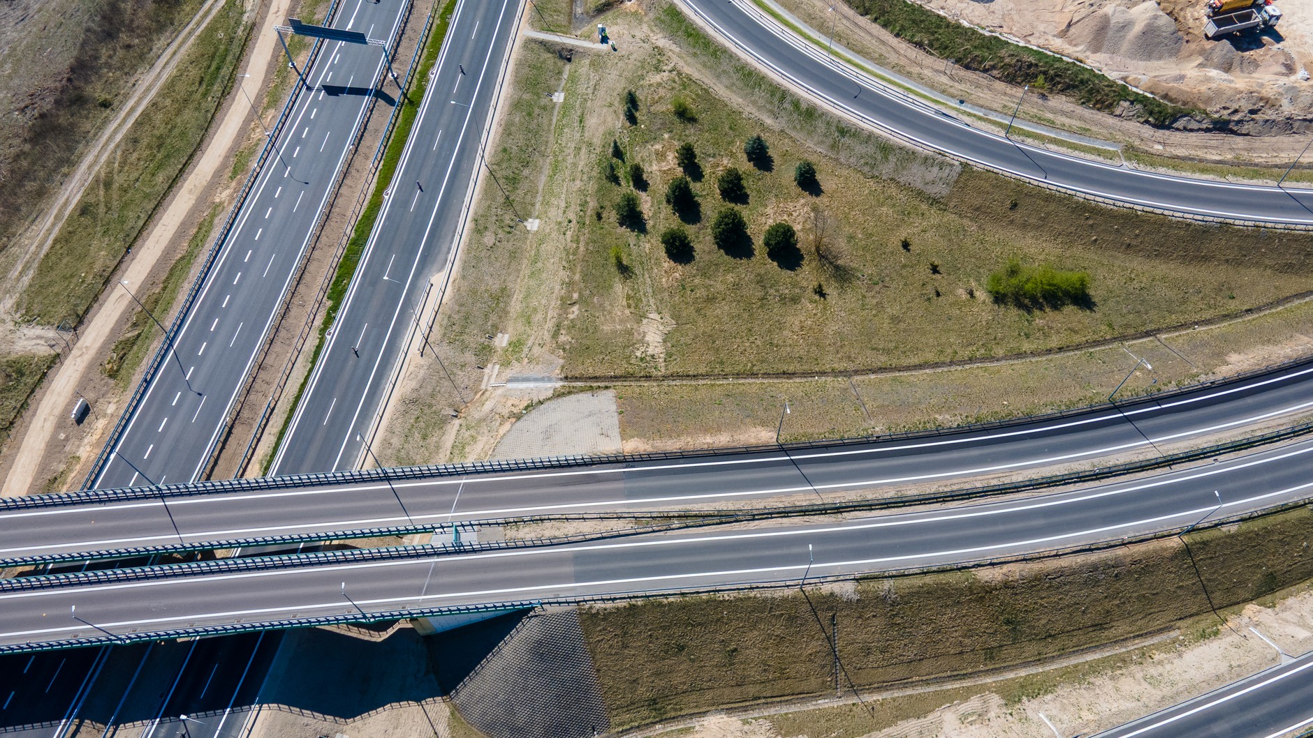 Budowa drugiej jezdni obwodnicy Kocka i Woli Skromowskiej zbliża się do końca