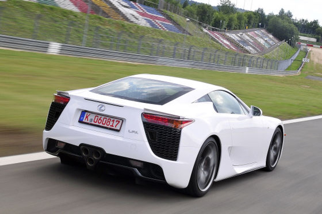 Siedmiu wspaniałych. Czyli, superbolidy w zielonym piekle