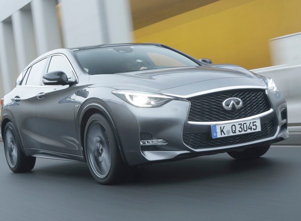 Infiniti Q30 2.0t Sport AWD - wyjątkowy kompakt
