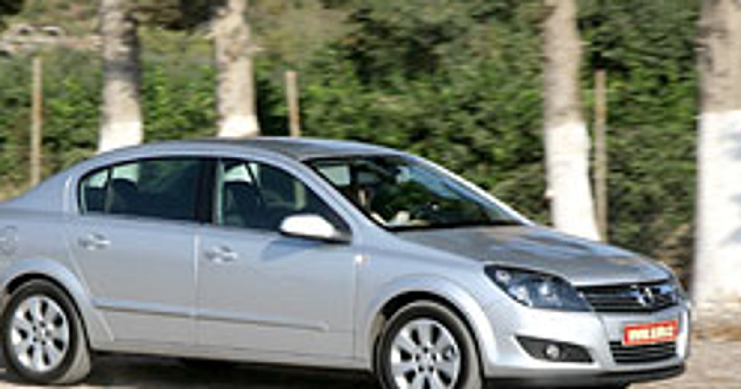 Opel Astra Sedan: pierwsze wrażenia