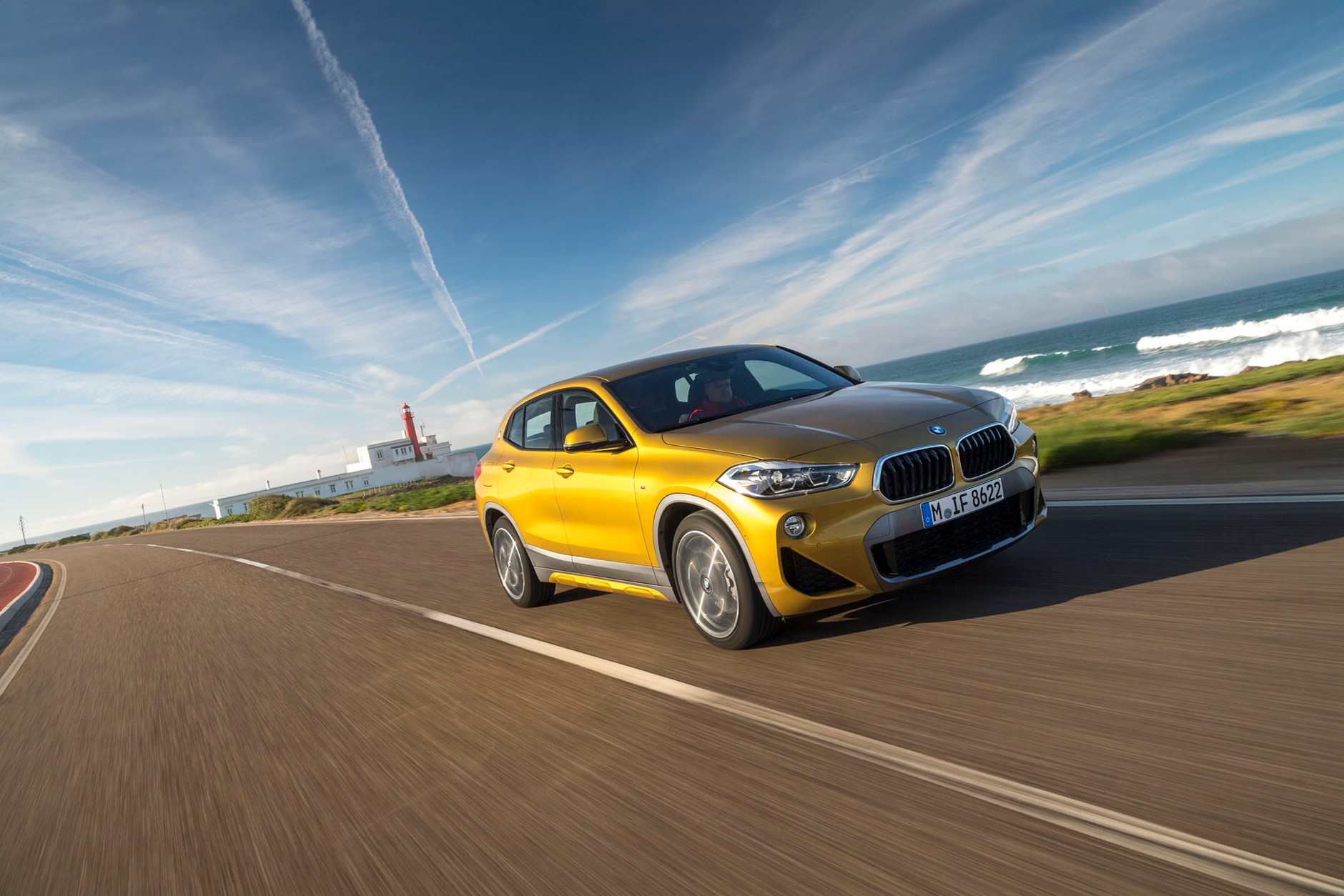 BMW X2 - SUV z genami coupe