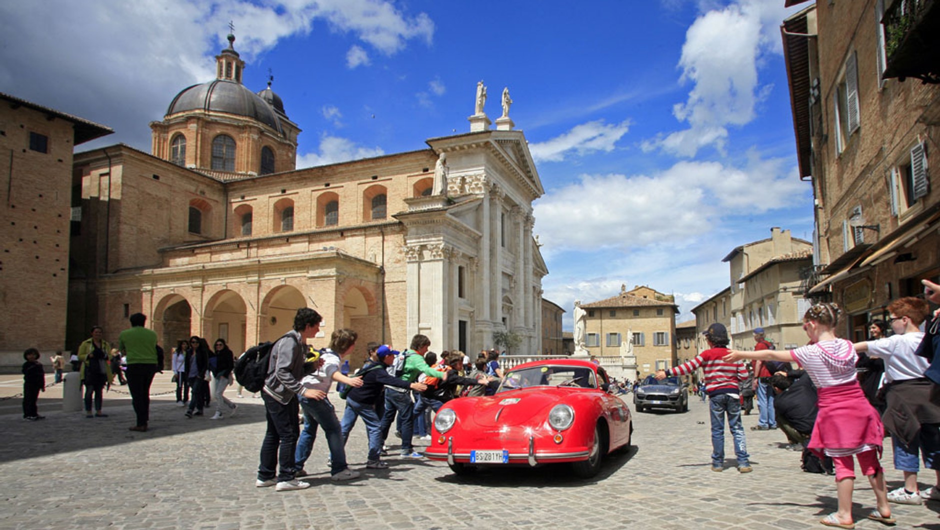Polacy pokonali Mille Miglia