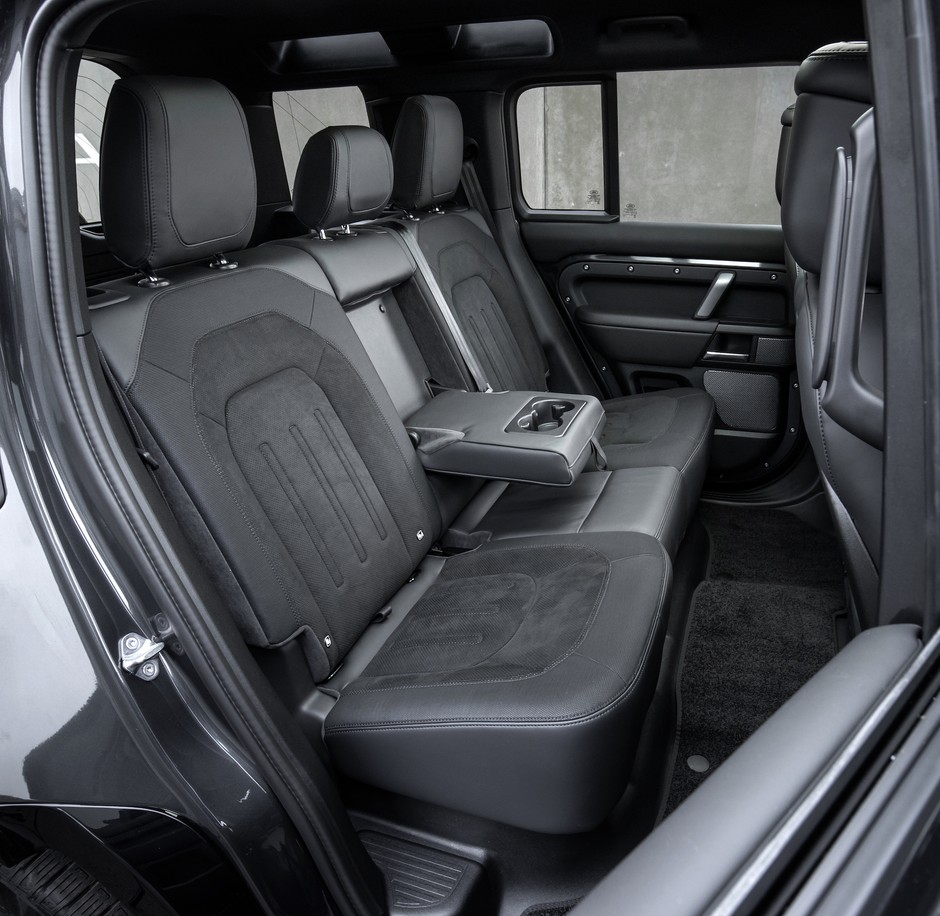 Land Rover Defender V8