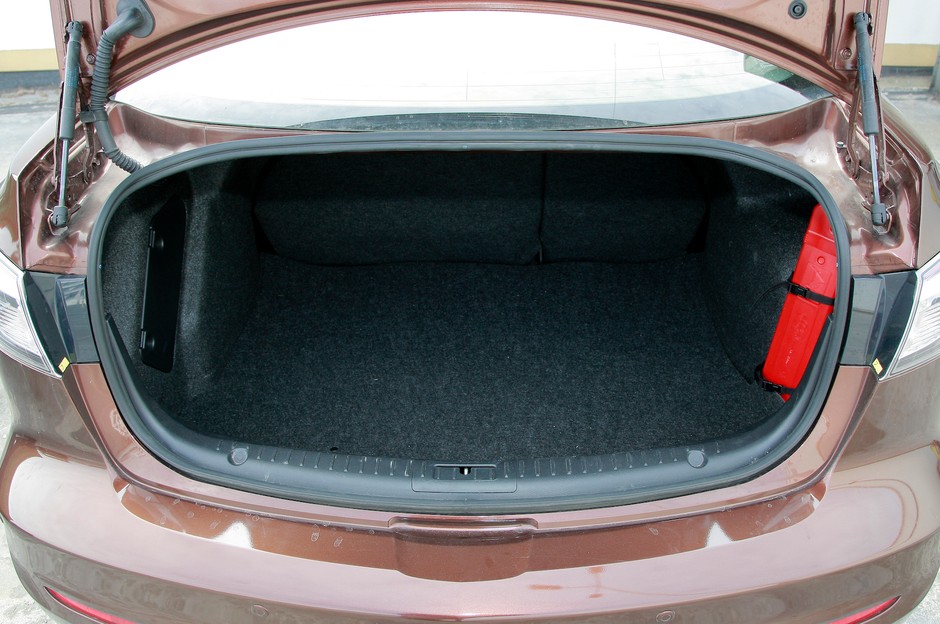 Mazda 3