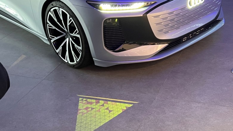 Audi A6 Sportback e-tron concept