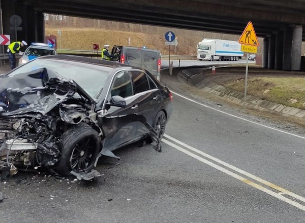 Cztery osoby w szpitalu, kierowca Mercedesa w areszcie. Grozi mu nawet 12 lat więzienia