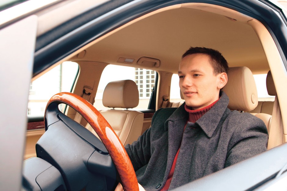 Airbag bez pasów?