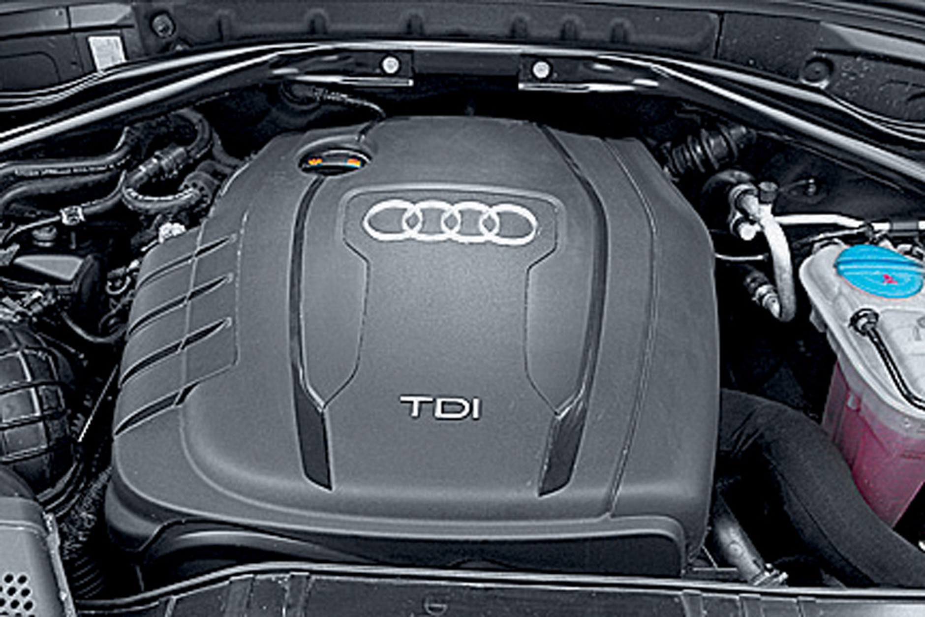 Volvo XC 60 kontra Mercedes GLK, Audi Q5 i BMW X3: świeży powiew w klasie SUV