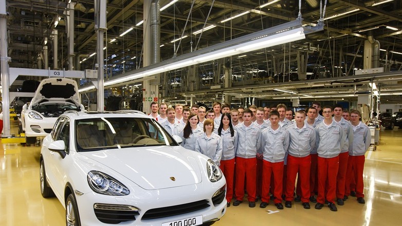 Porsche Cayenne II razy 100 000