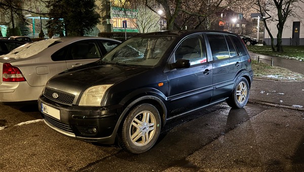 Używany samochód Ford Fusion za 2400 zł