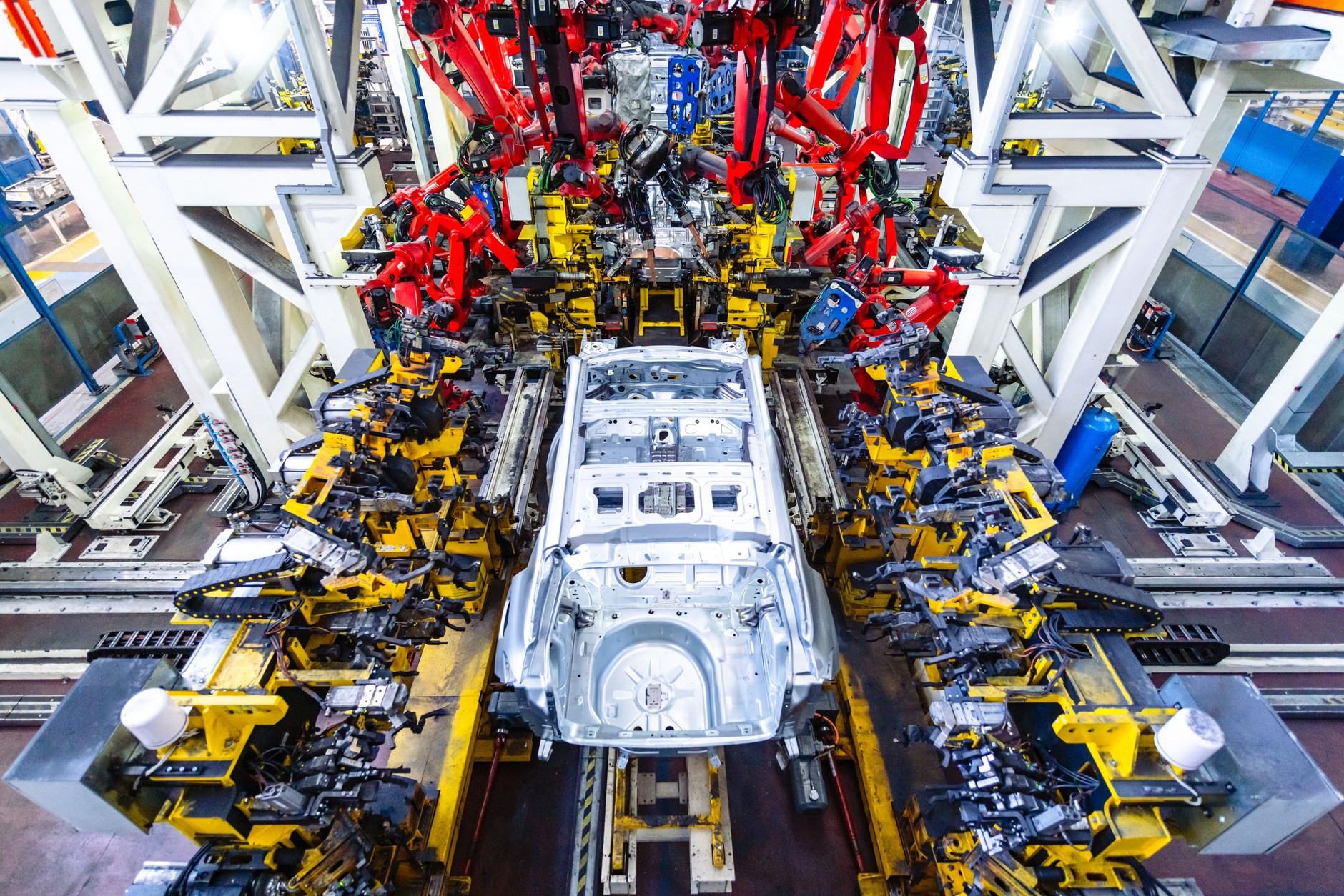 Nowy Jeep Avenger 2026. Produkcja w Tychach idzie pełną parą