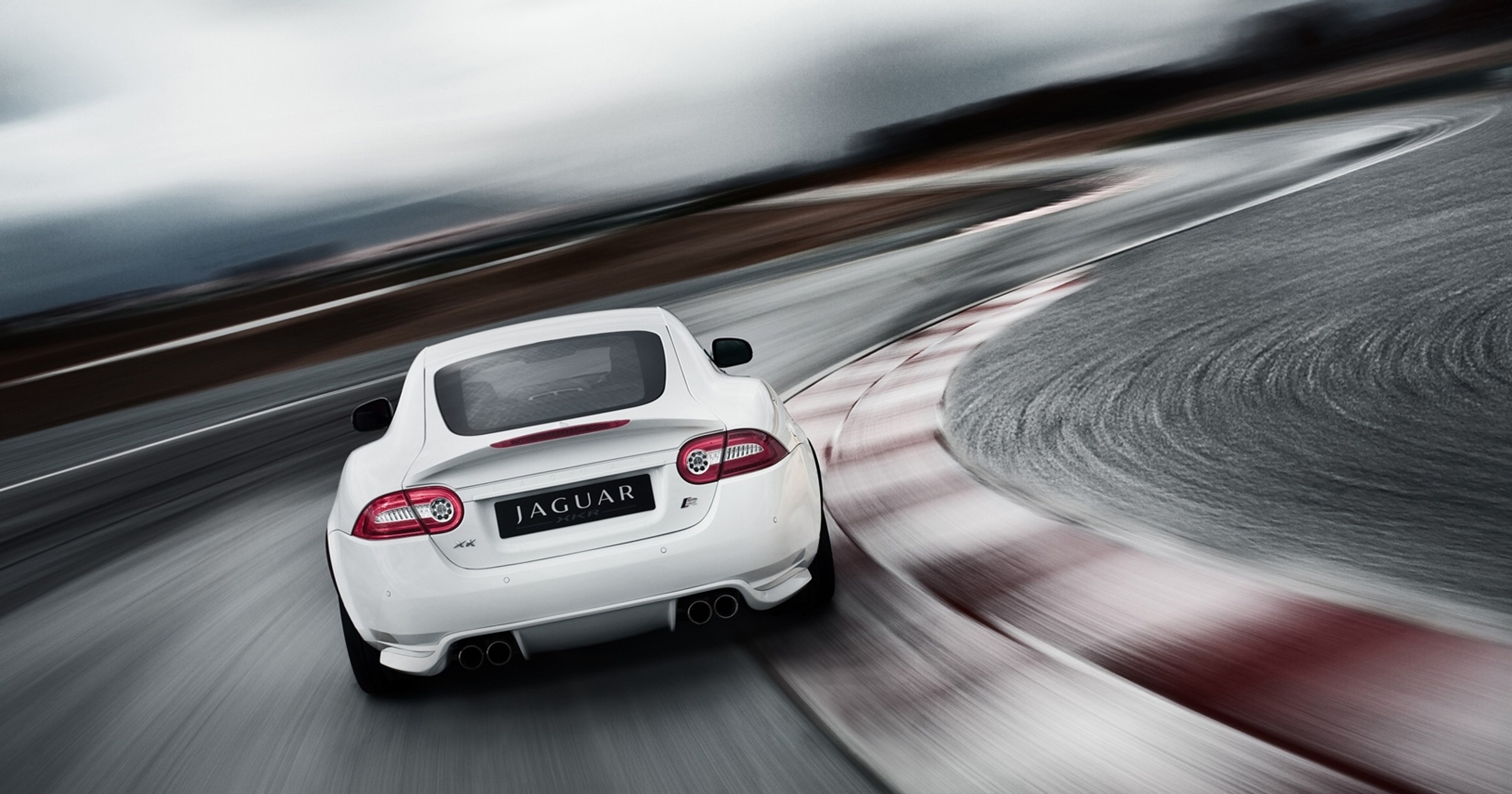 Jaguar XKR