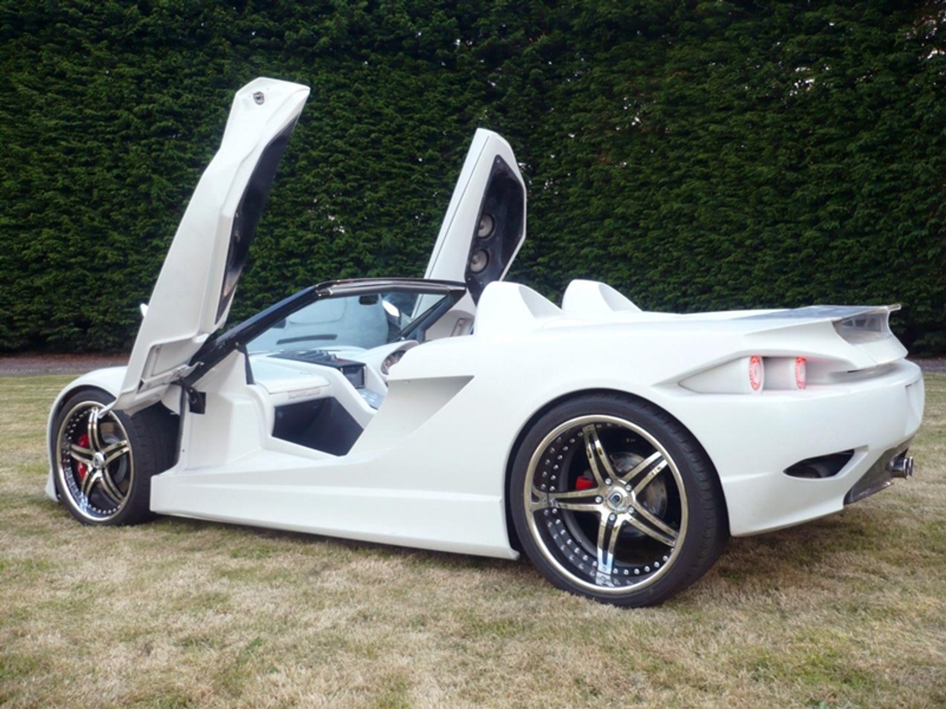 26-letni Olivier zrobił sobie samochód