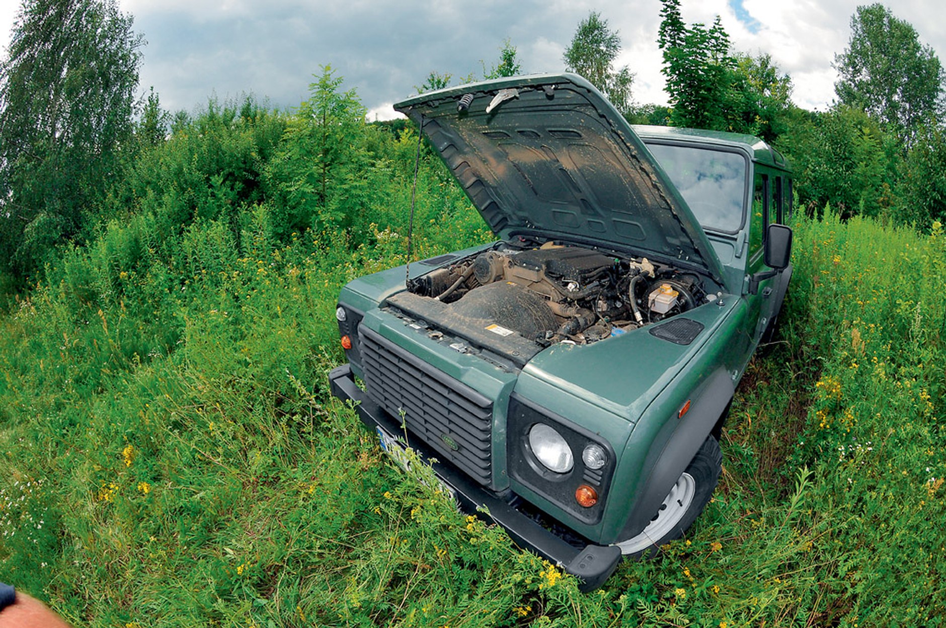 Land Rover Defender 2.2 TD 110 SW: test kultowej terenówki