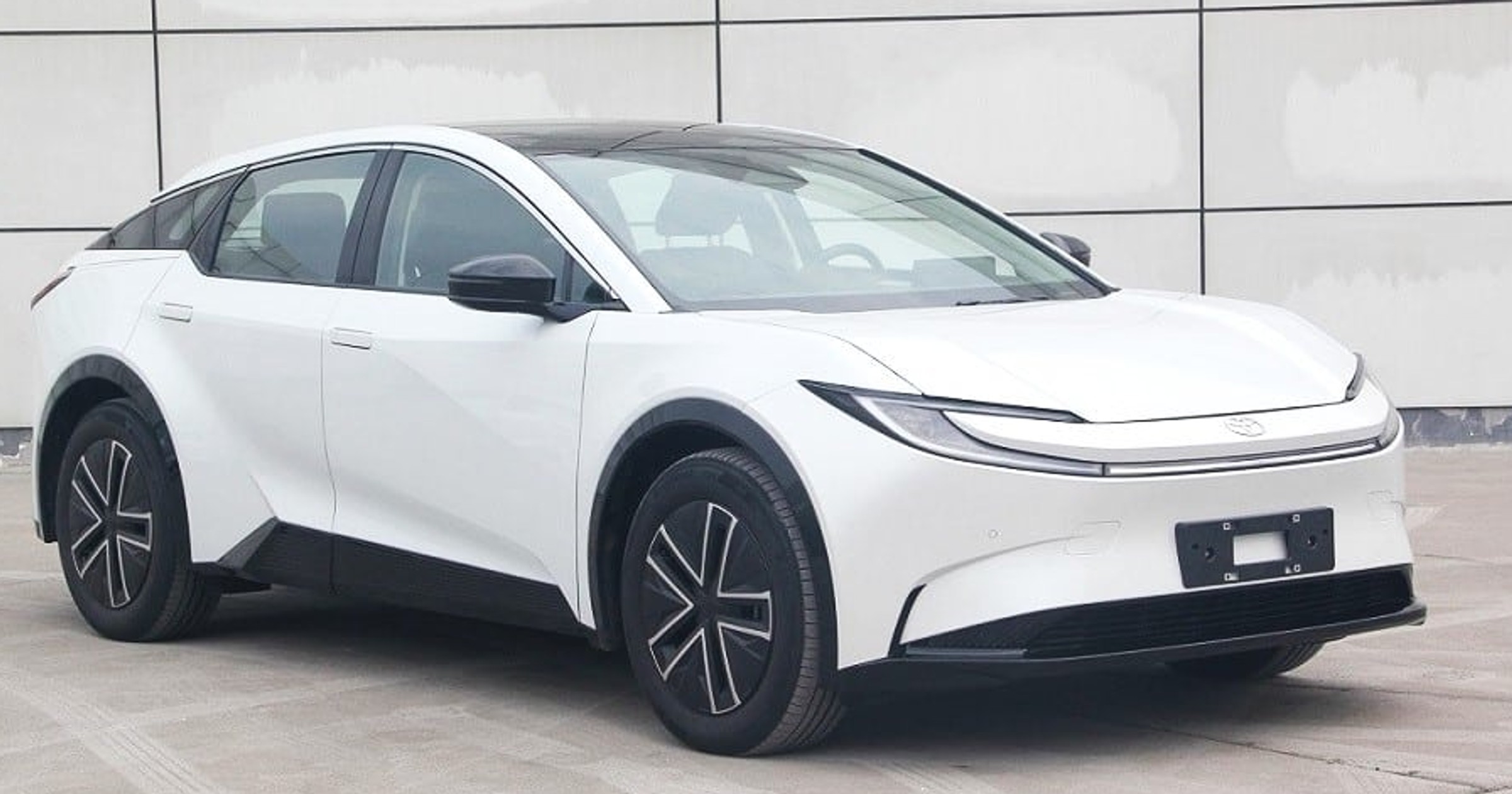 Toyota bZ3C
