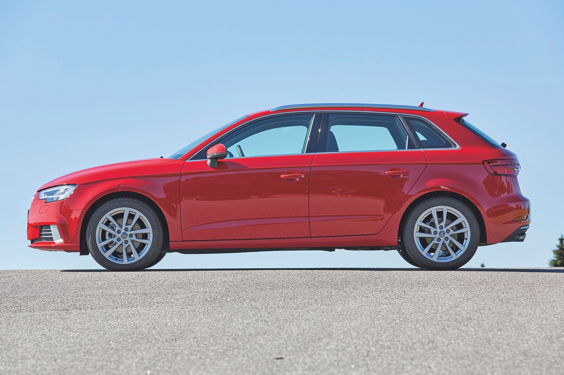 Galeria - Audi A3 1.0 TFSI kontra Mercedes A180