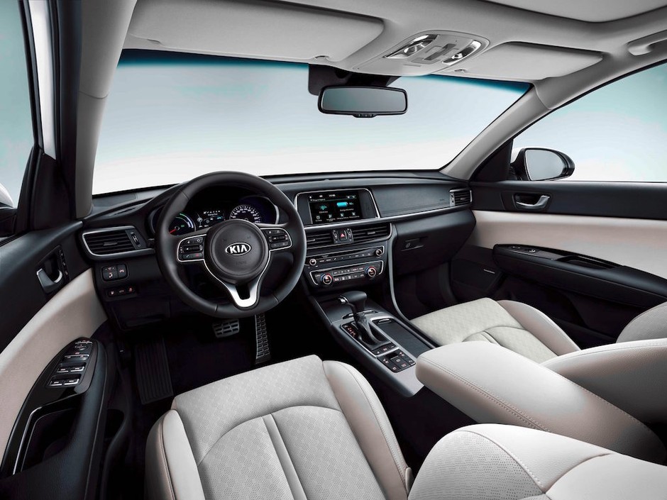 Kia: hybrydowe Niro i Optima kombi