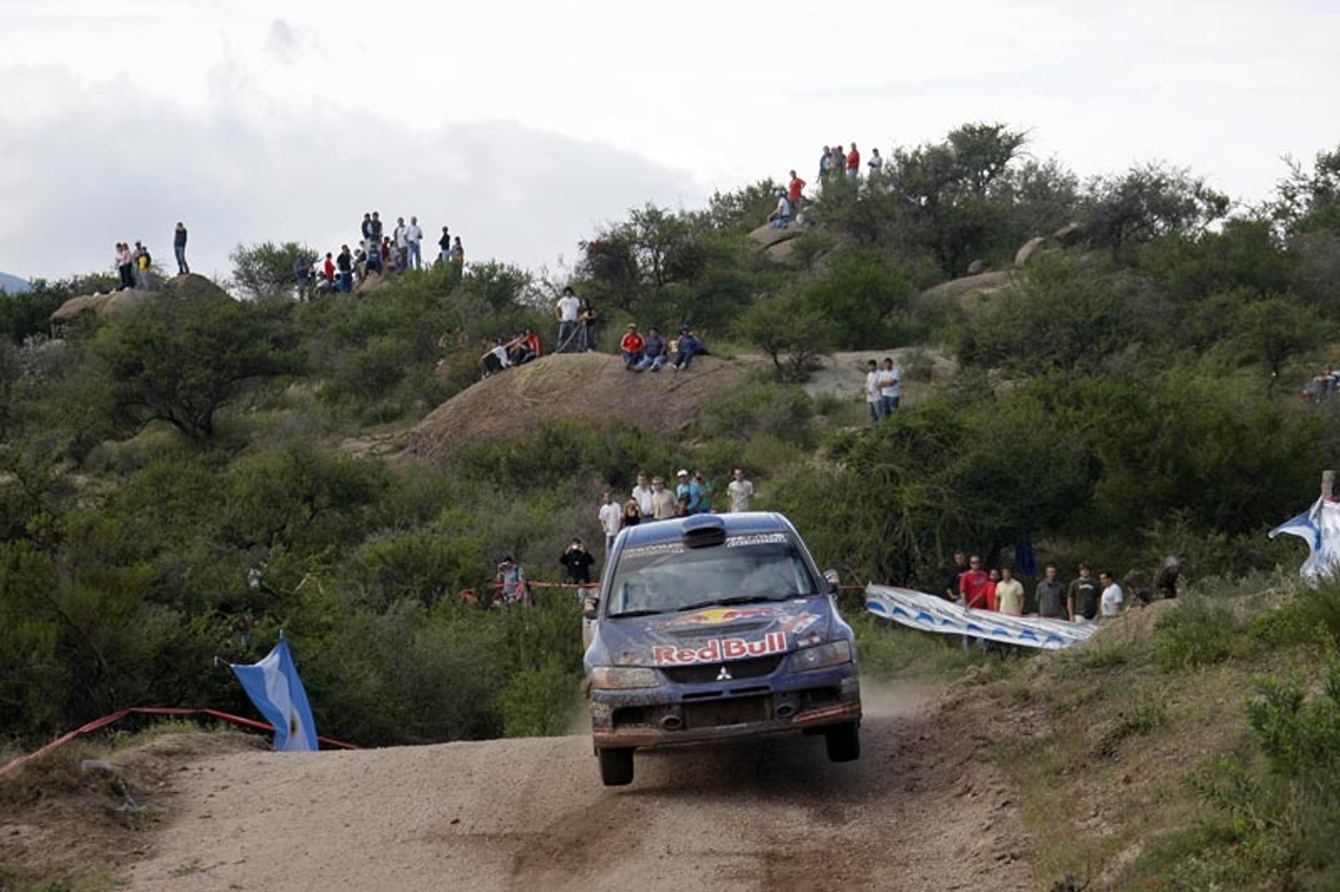 Rajd Argentyny 2008: Loeb zdecydowanym liderem (I. etap)