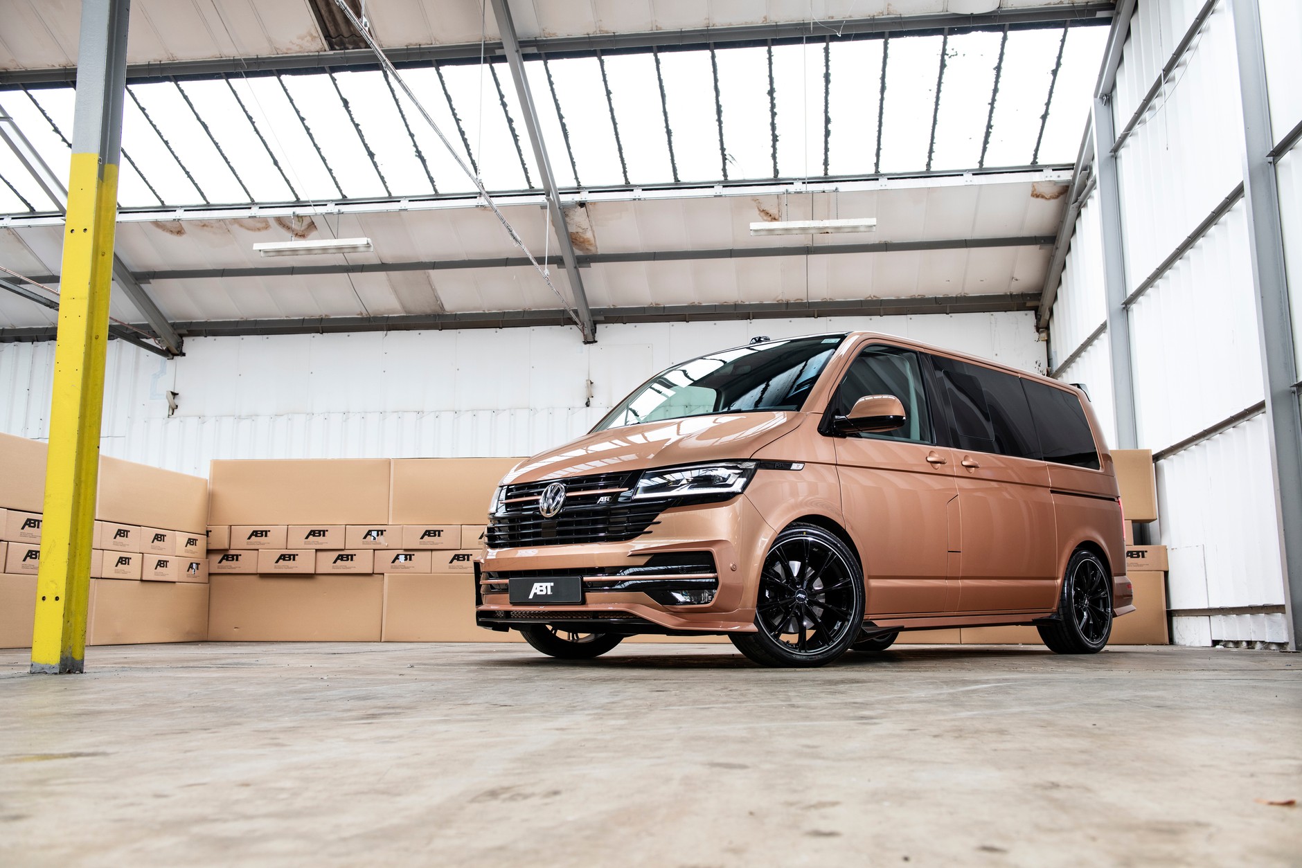 Volkswagen Multivan – Super Bulli od ABT