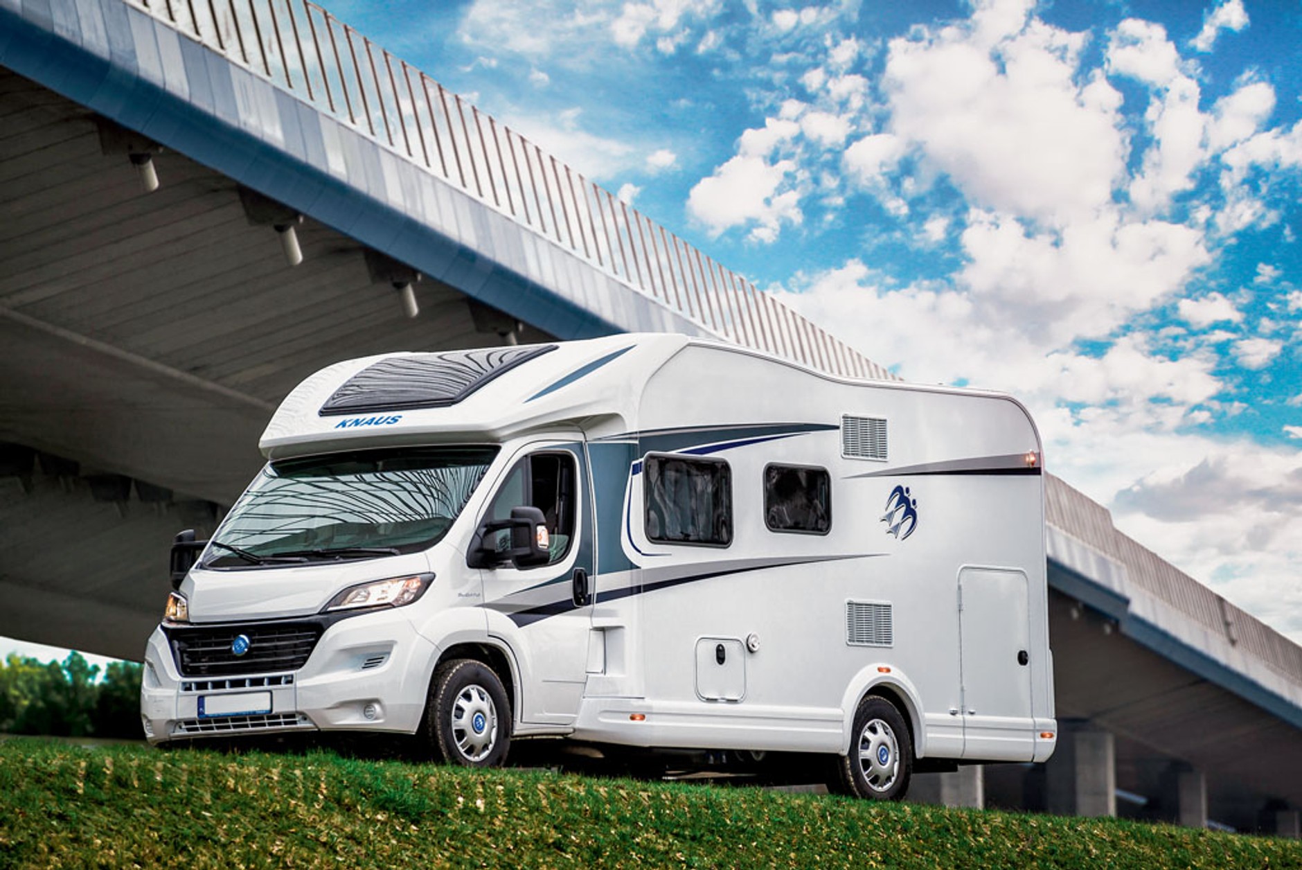 Knaus SKY Wave 650 MG - podróż na fali