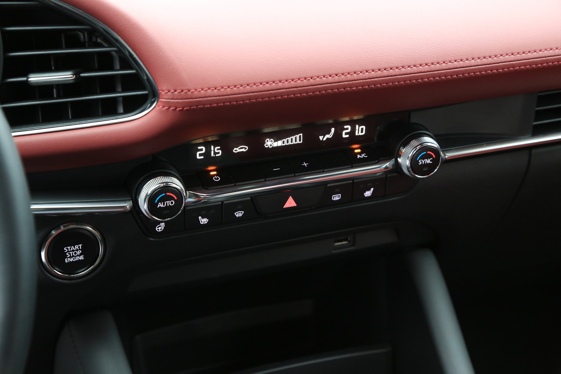 Mazda 3 2.0 Skyactiv-X AWD – hipster wśród kompaktów