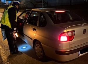 Jak zwiększyć bezpieczeństwo? Zakazać niektórym kierowcom jazdy w nocy