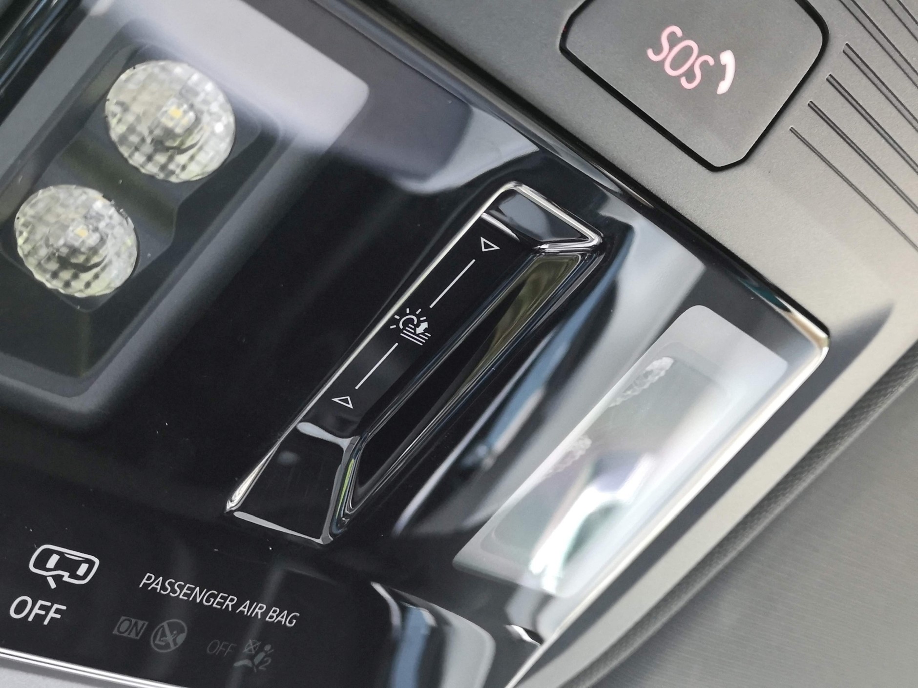 Volkswagen ID3 sensor do sterowania roletą