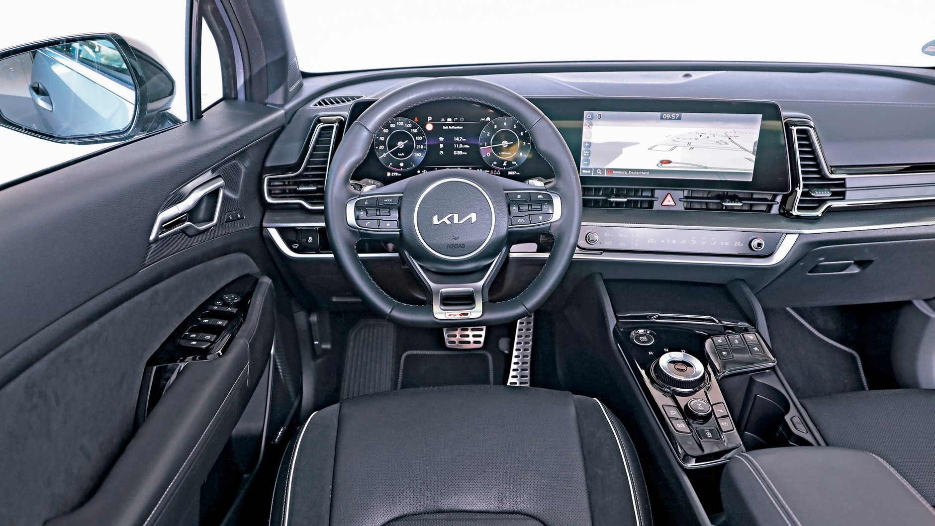 Kia Sportage 1.6 T-GDI 48 V DCT AWD 180 KM Cena 187 900 zł