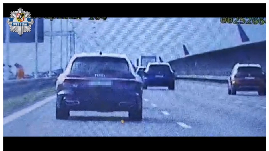 Jechała z prędkością 173 km na godz. "na zderzaku"