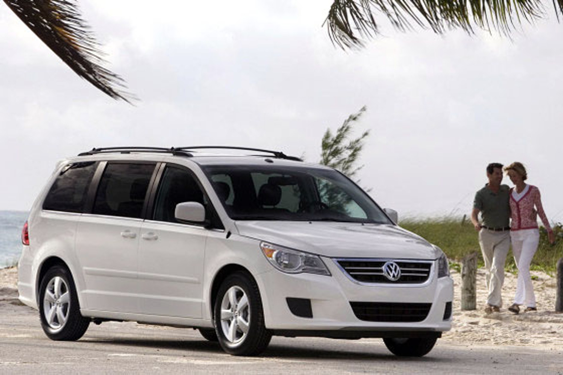 Chicago 2008: Volkswagen Routan z amerykańskimi korzeniami