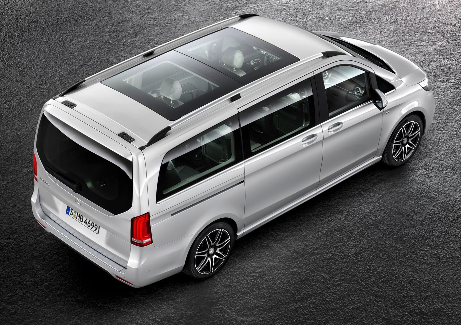 Frankfurt 2015: Mercedes-Benz klasy V z pakietem AMG