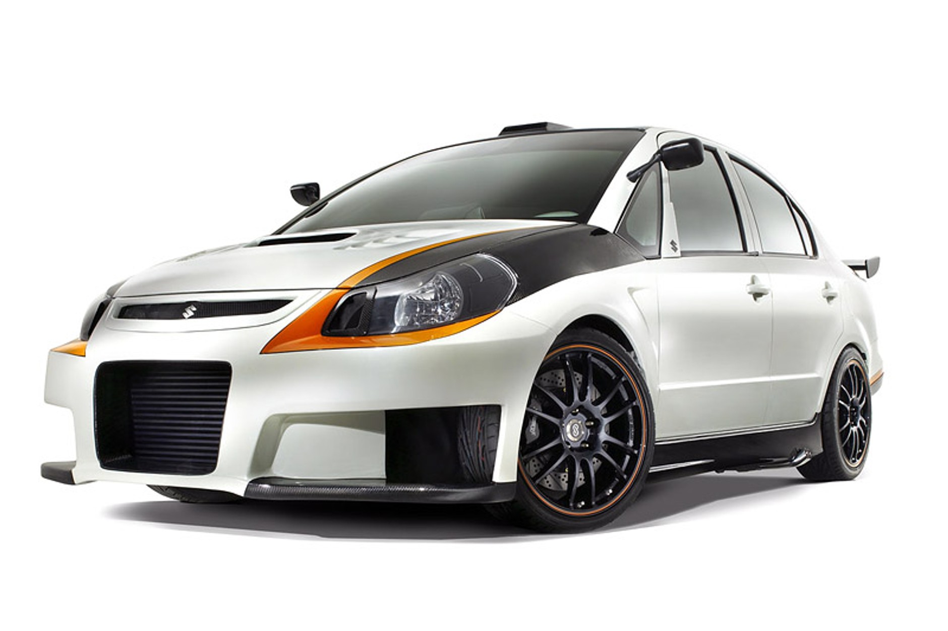 SEMA 2007: Suzuki SXForce – motocyklowa inspiracja