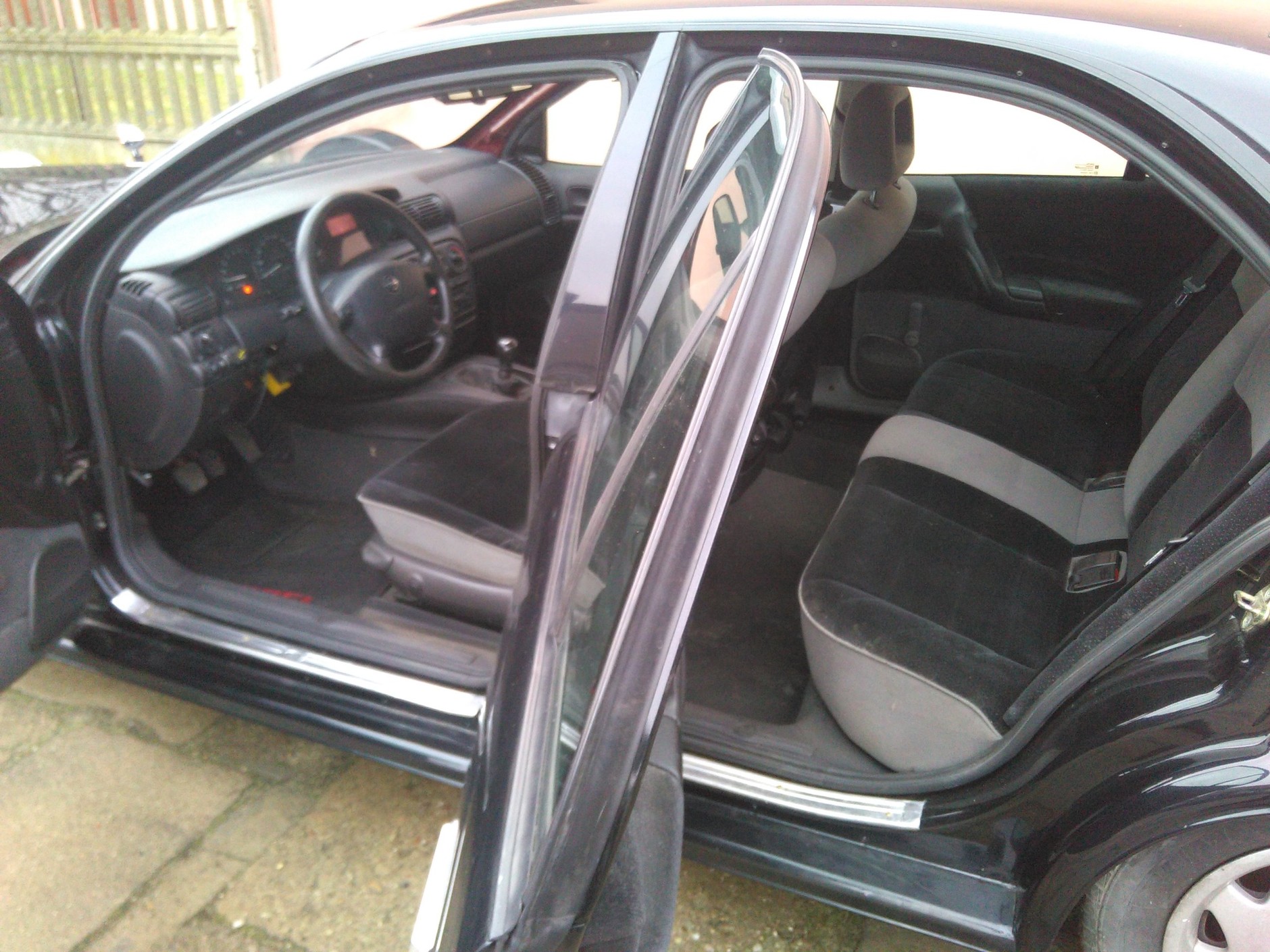 Opel Omega