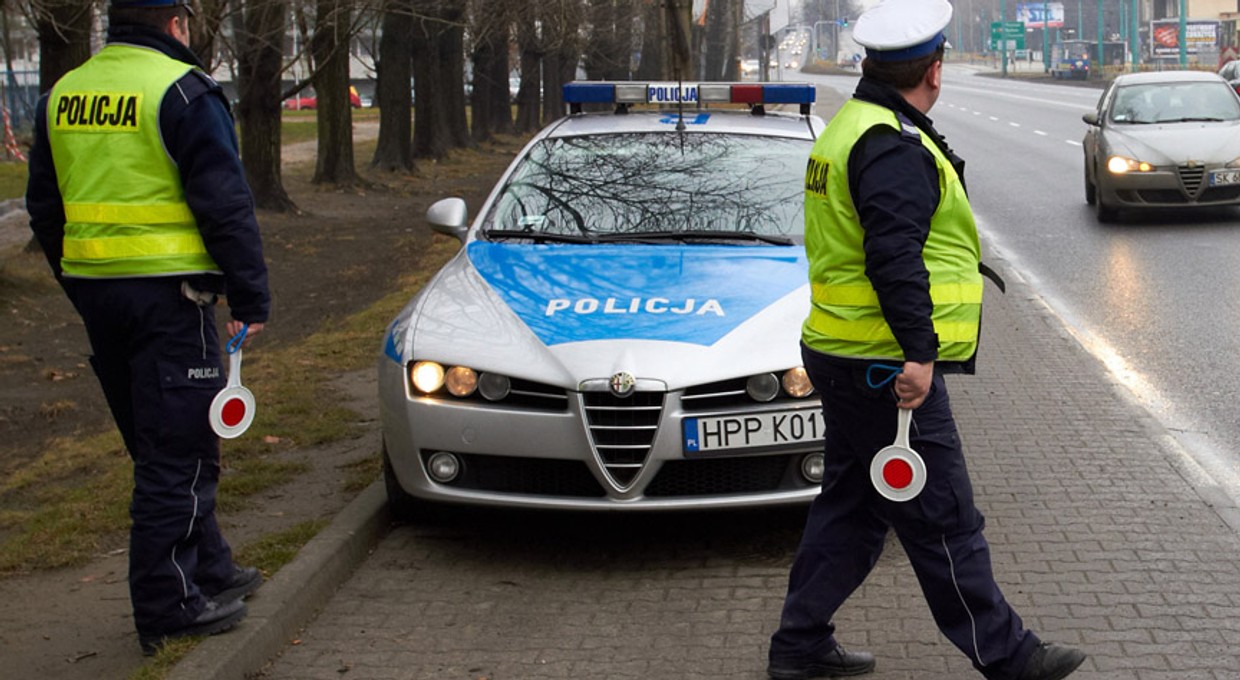 Spłacają mandaty w ratach i… dostają dodatkową karę