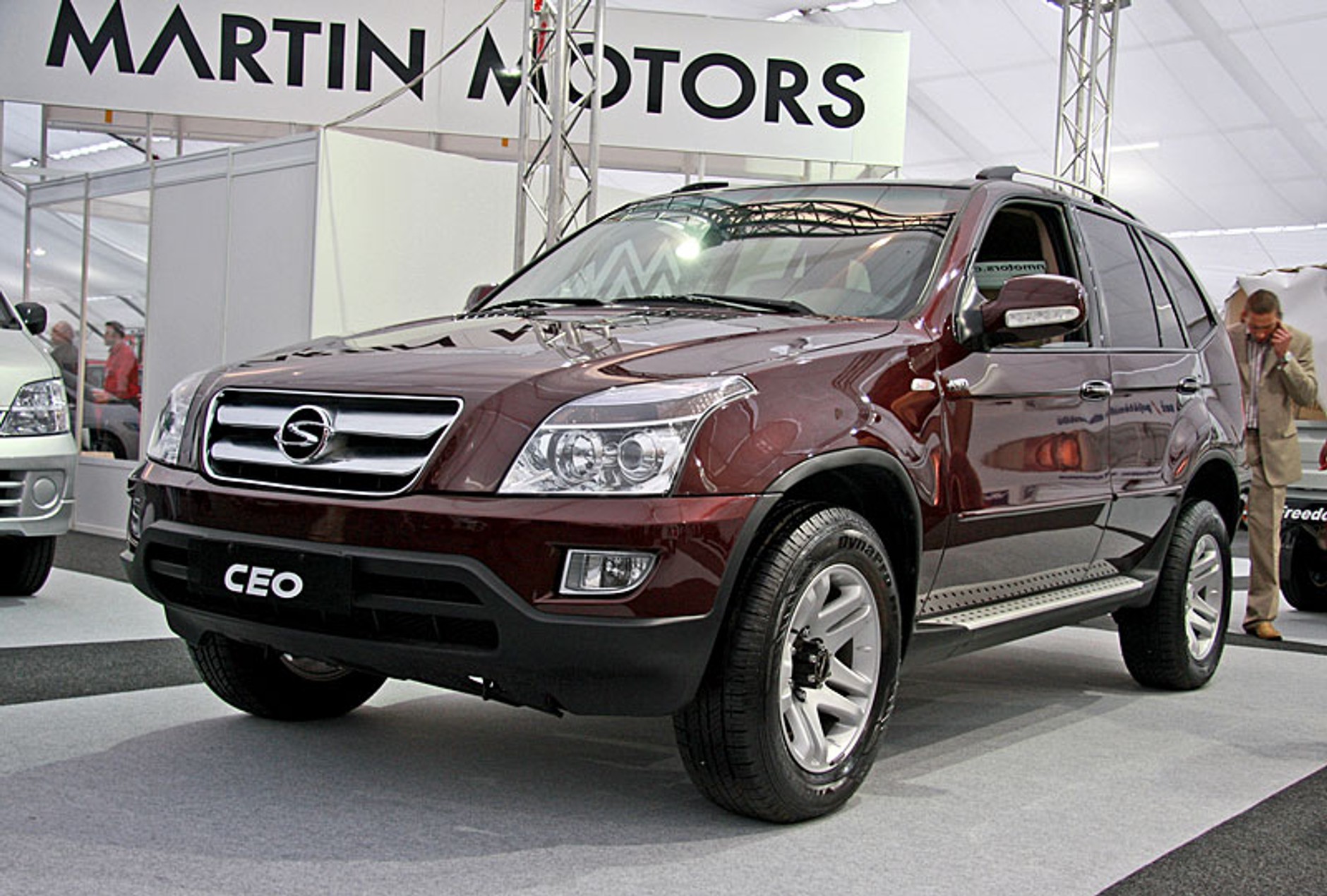 Lifan: kolejna chińska marka atakuje Europę (dane techniczne, fotogaleria)