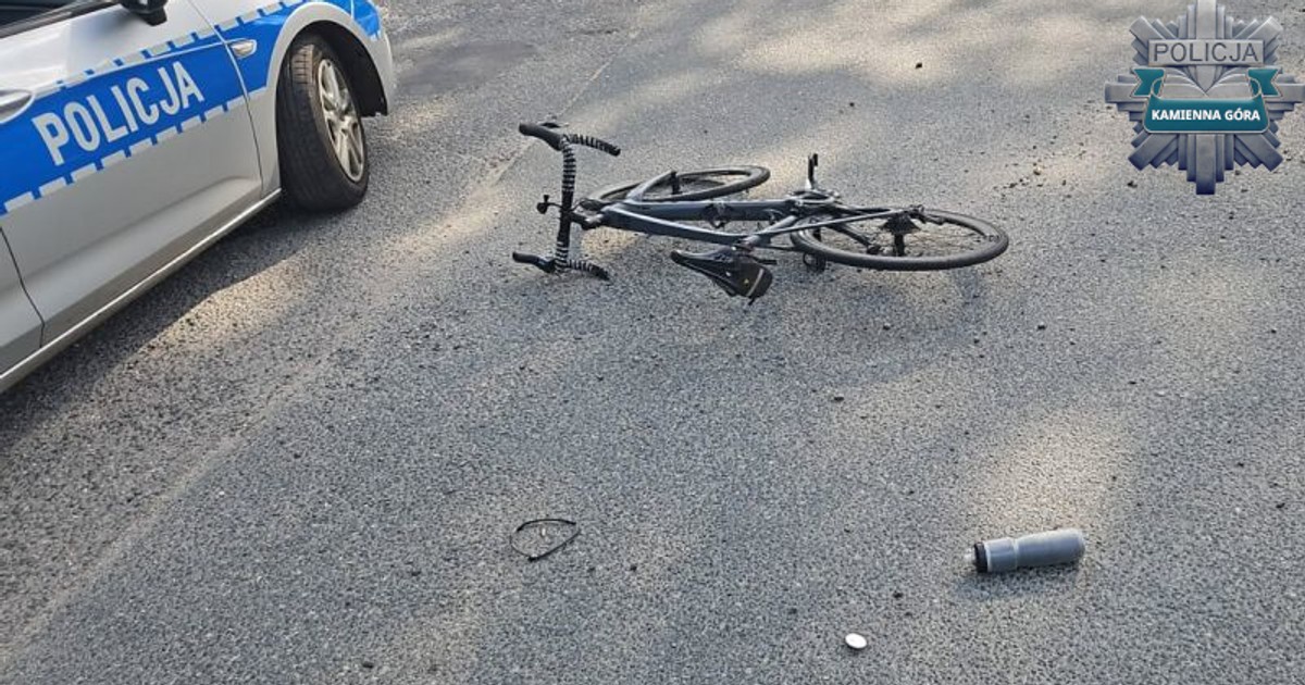 Obraz pochodzący z serwisu https://kamienna-gora.policja.gov.pl/dka/aktualnosci/bieza/123060,Potracenie-rowerzysty-policjanci-apeluja-o-ostroznosc.html