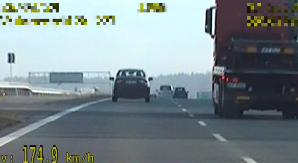 Pędził 200 km na godz.