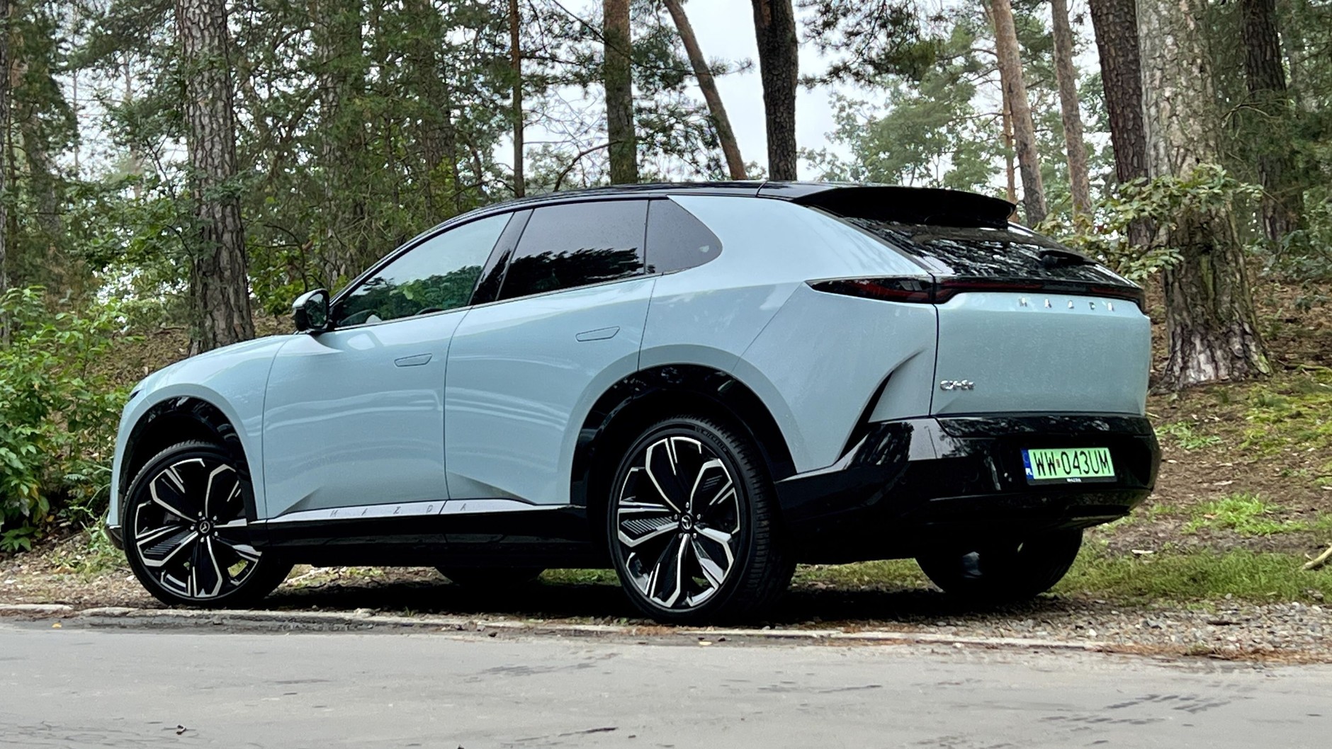 Mazda CX-6e