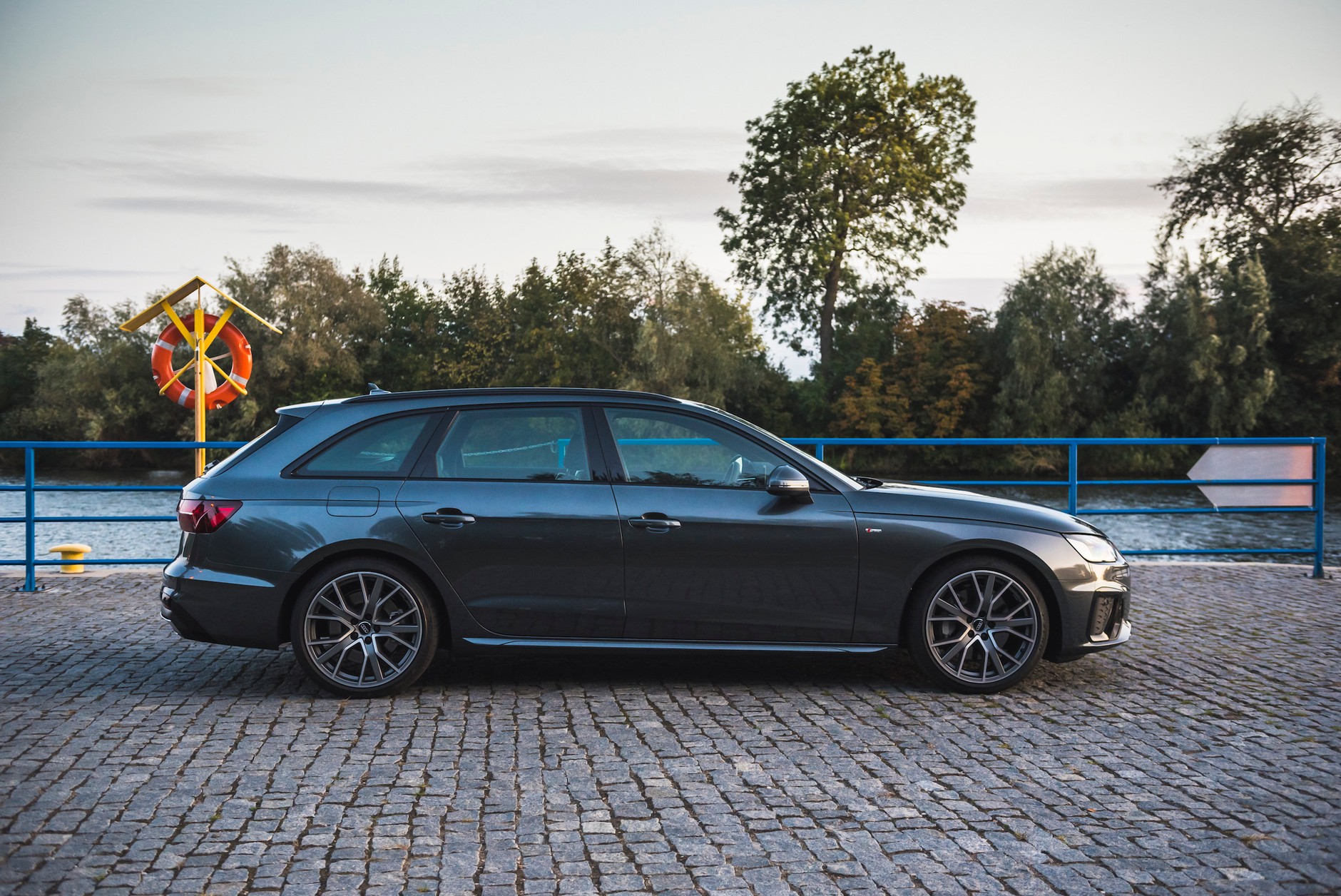 Audi A4 Avant 45 TFSI quattro