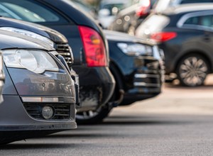 Zmiany dla kierowców nie tylko na parkingach Biedronki