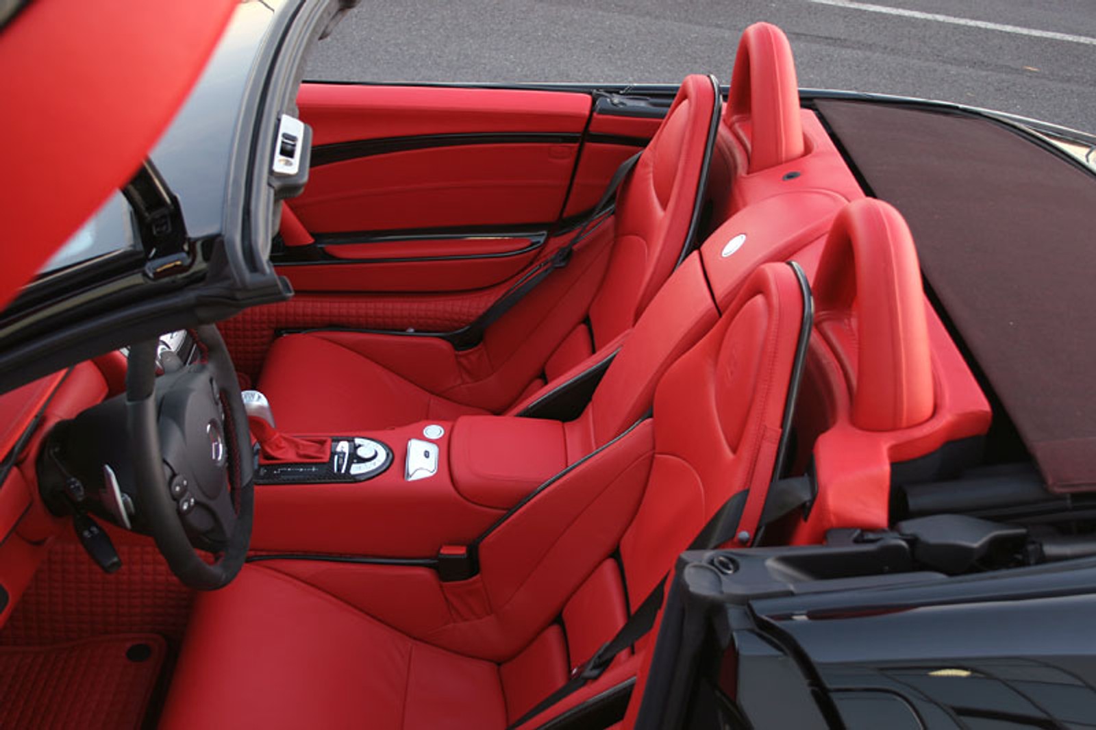 Essen Motor Show 2007: Brabus SLR Roadster – chromowany amfiteatr