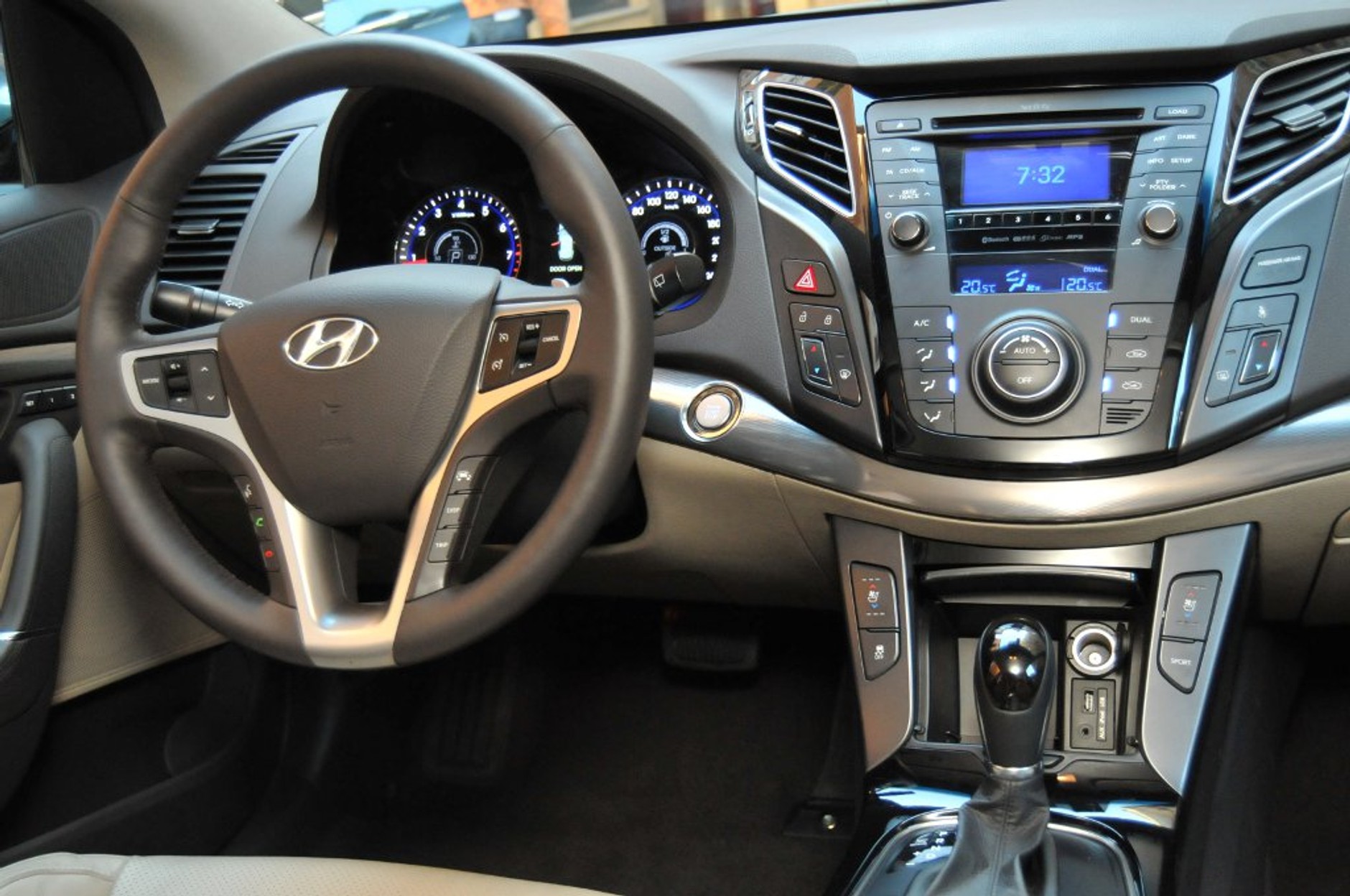 Nowy Hyundai drogi jak Passat