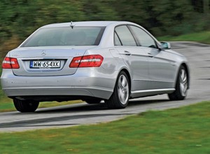 Lepszy używany Mercedes czy Lexus? Jeden dostał piątkę, a to bardzo rzadkie przy tych rocznikach