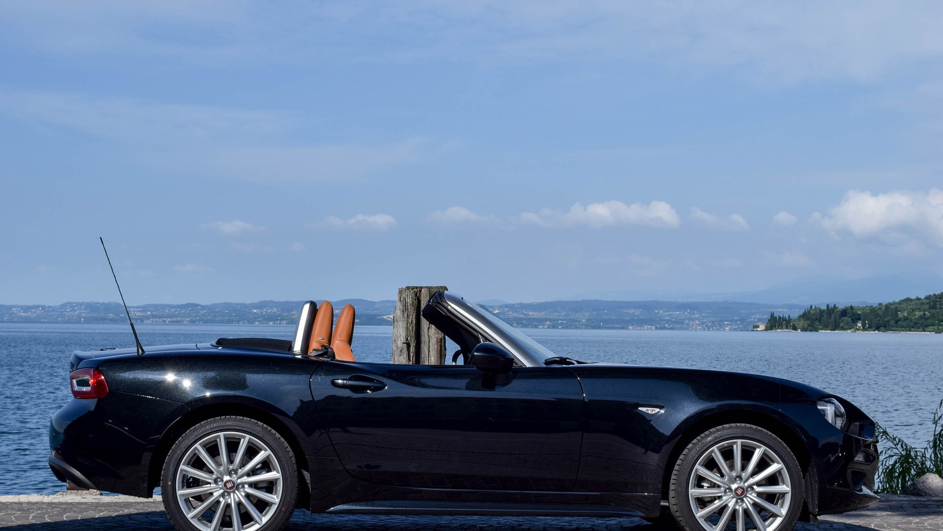 Fiat 124 Spider