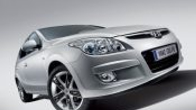 Więcej o kompakcie Hyundaia