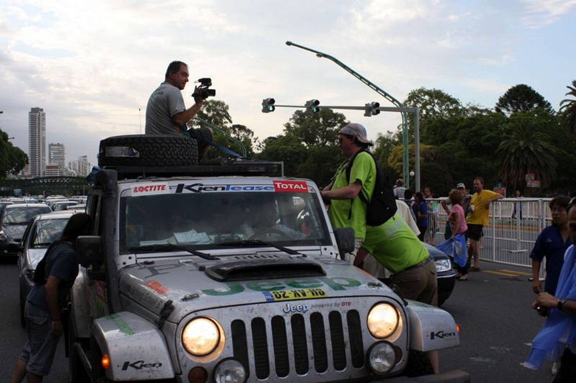 Rajd Dakar 2009: radość na mecie (fotogaleria 3.)