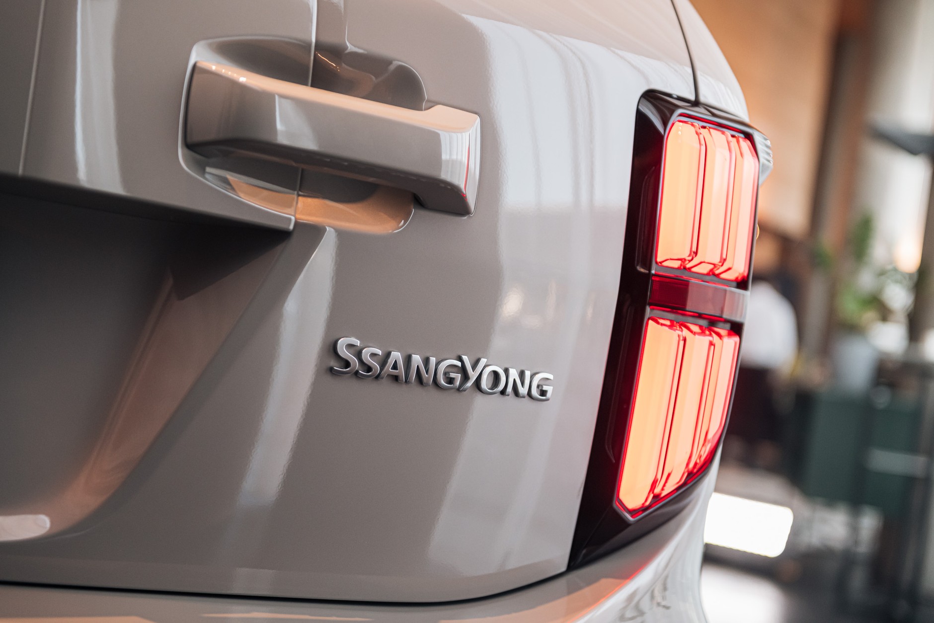 SsangYong Torres EVX