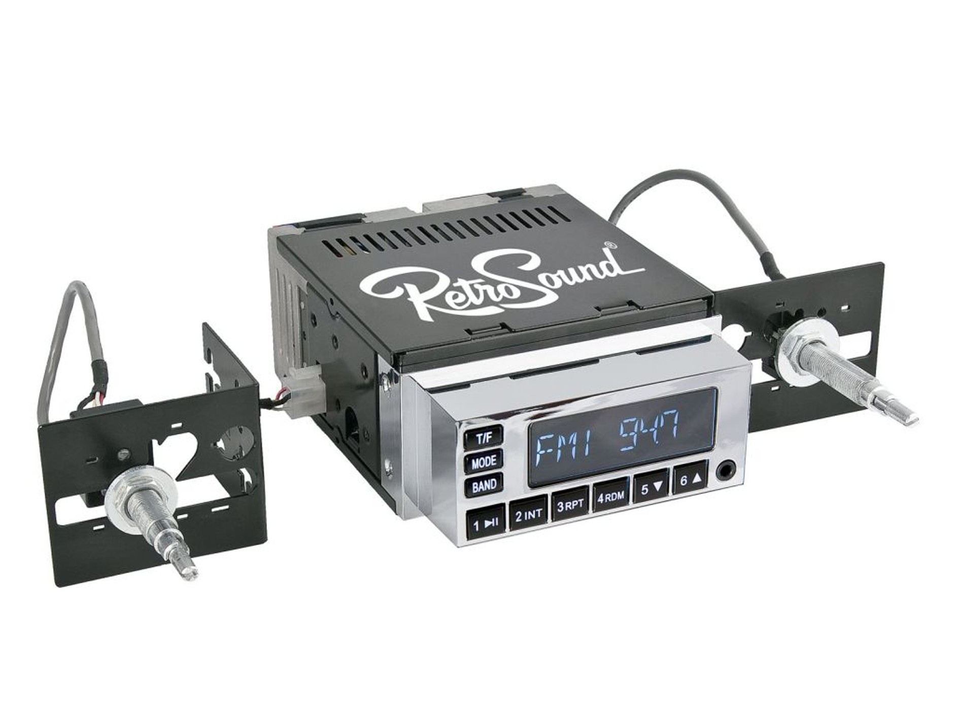 Pokrętła po obu stronach ekranu przykręca się do obudowy. Dzięki temu w najgorszym wypadku RetroSound może wystawać poza obrys miejsca montażowego