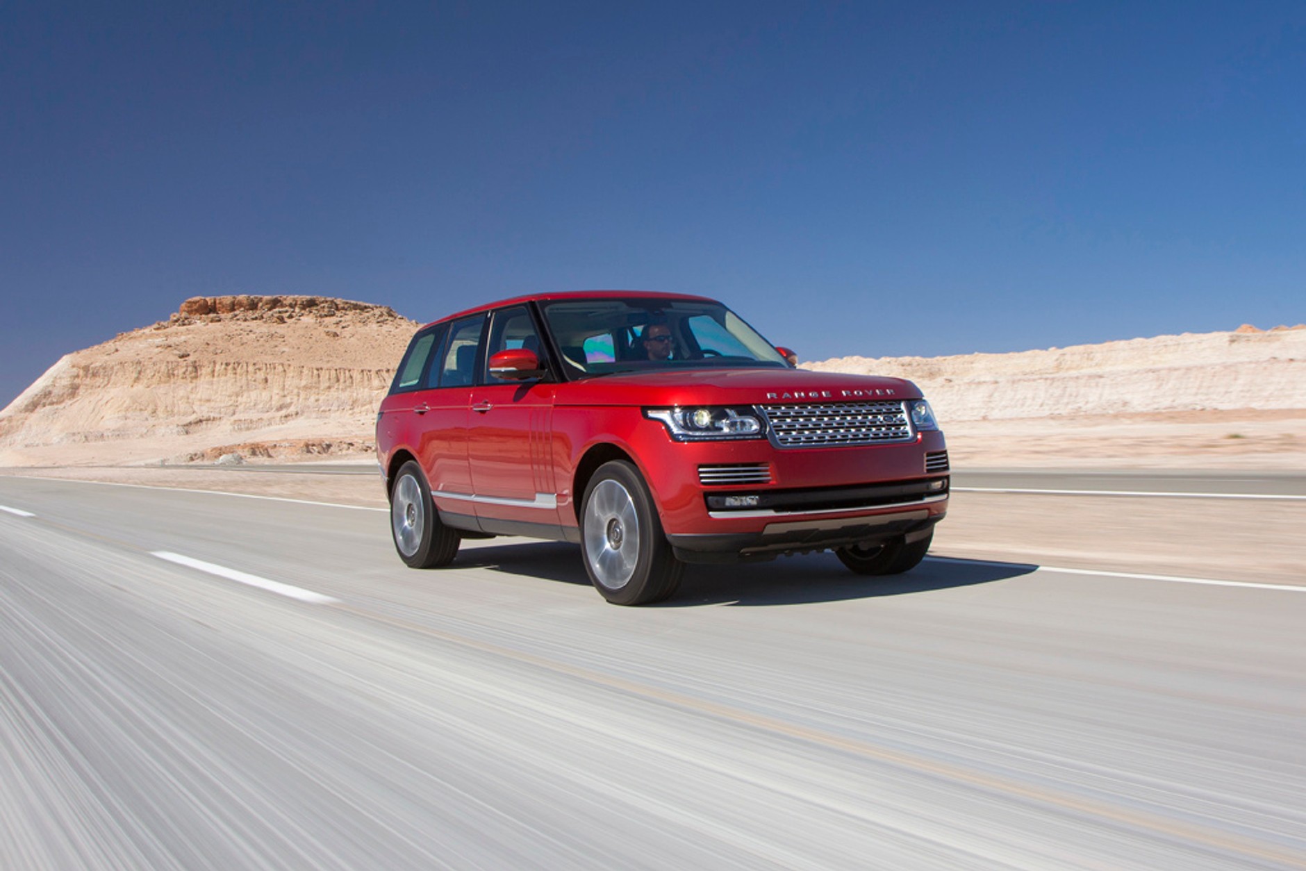 Range Rover z nowym silnikiem