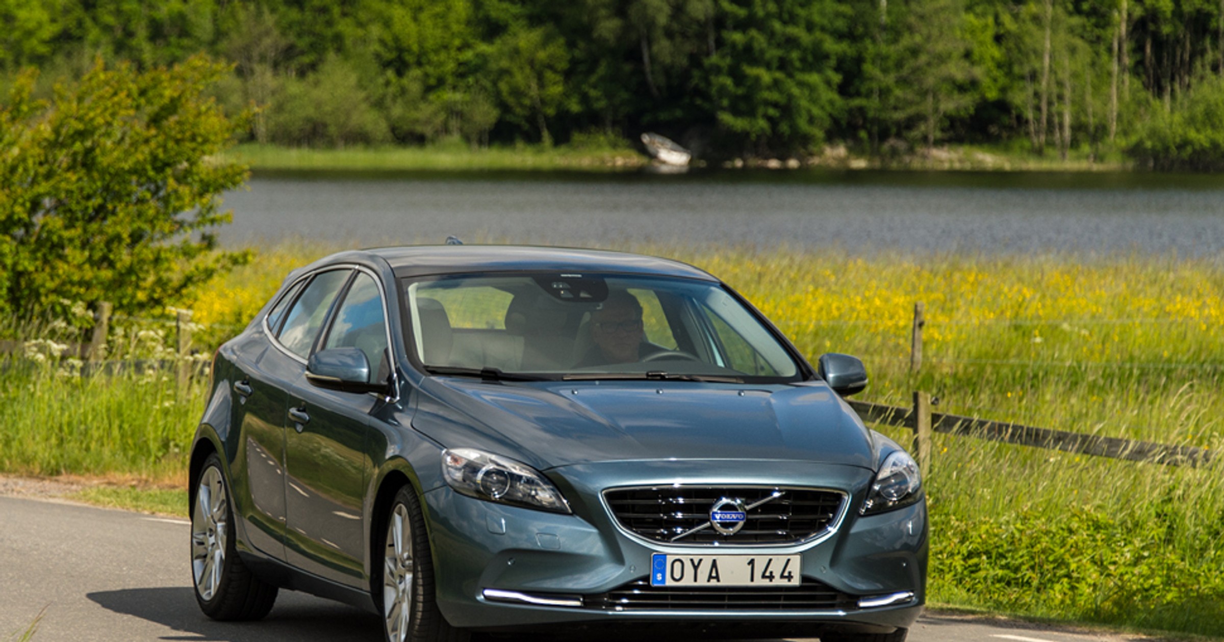 Tańsze Volvo V40